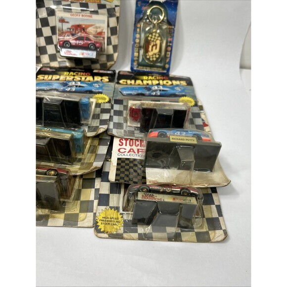 Racing Champions Nascar Lot Key Ring Daytona 500 Stock Car Superstars Plymouth - Picture 4 of 13